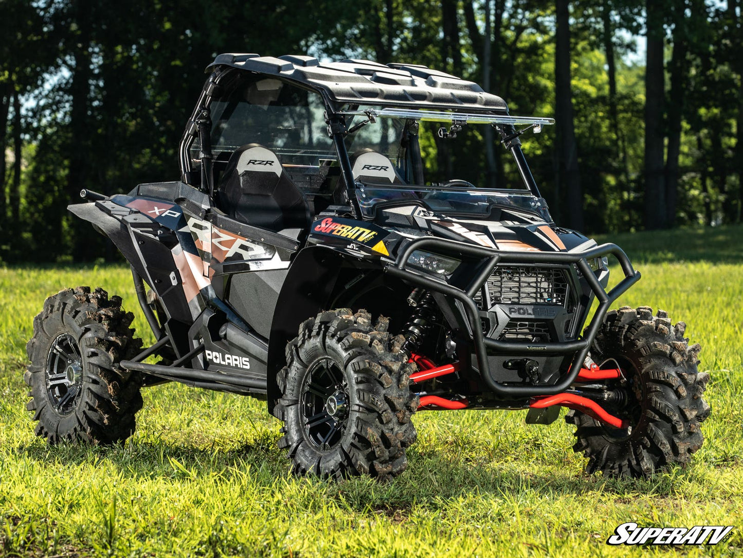 https://media.superatv.com/media/catalog/product/p/o/polaris_rzr1k_front_brush_guard_wrinkle_black_03_1_1_1_1.jpg