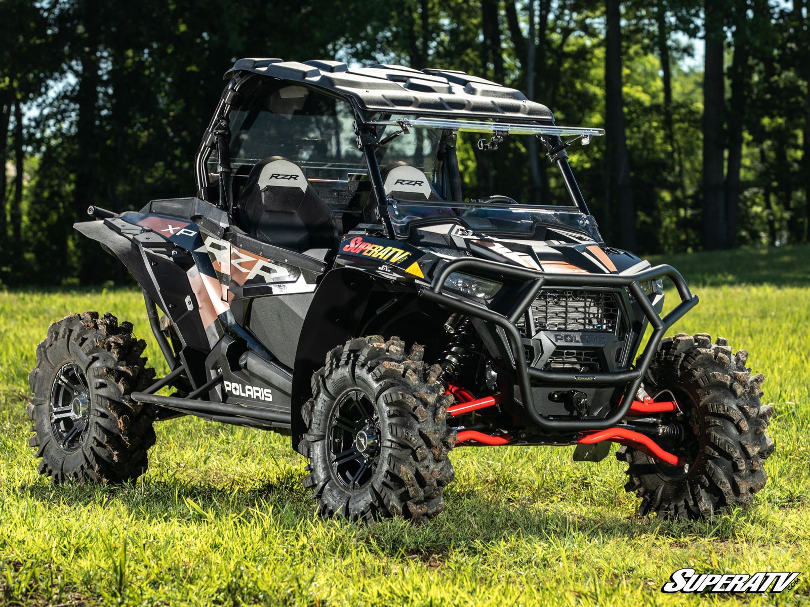 https://media.superatv.com/media/catalog/product/p/o/polaris_rzr1k_front_brush_guard_wrinkle_black_03_1_1_1_1.jpg