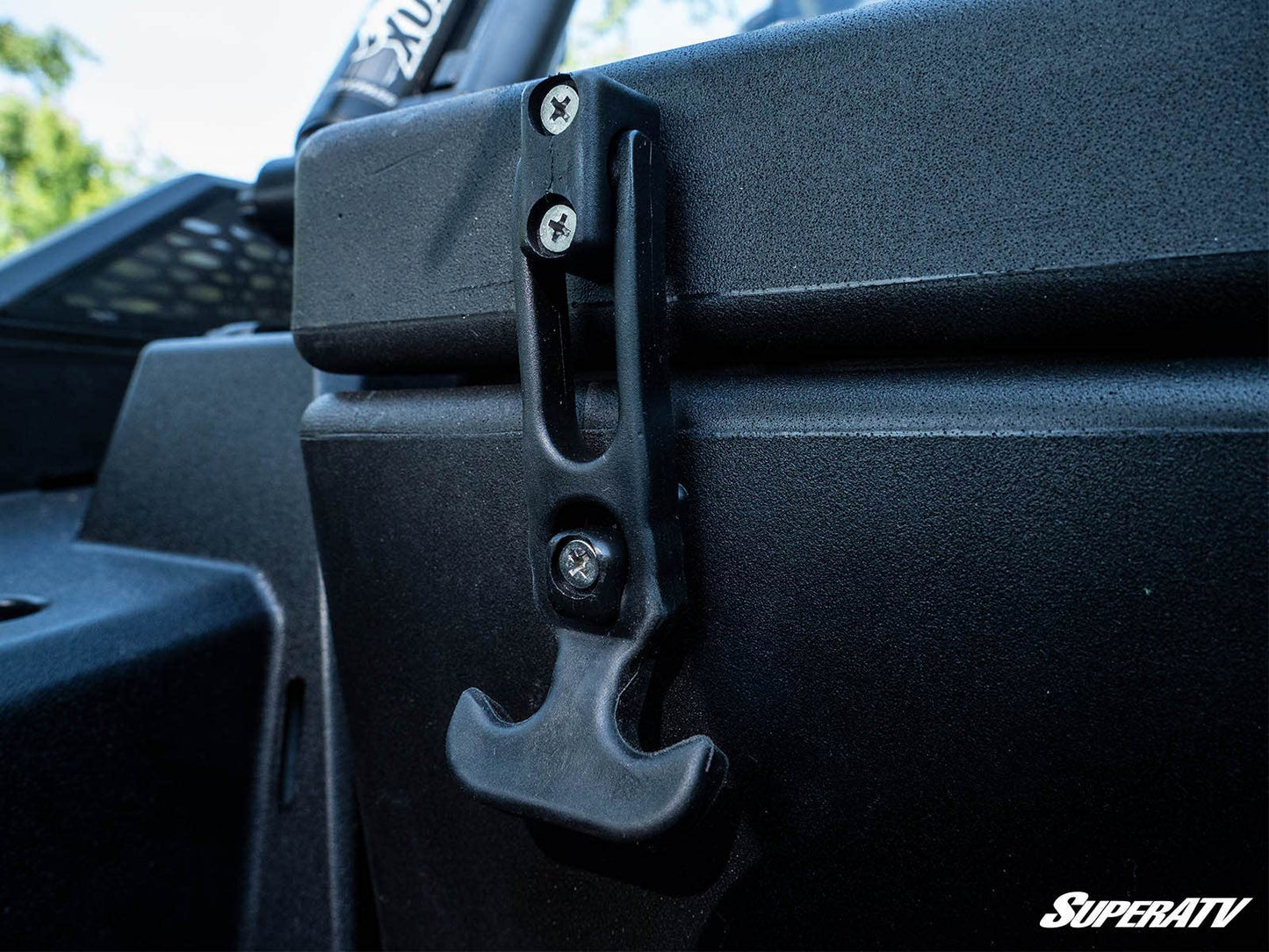 https://media.superatv.com/media/catalog/product/p/o/polaris_rzr1k_rear_cargo_box_3.jpg