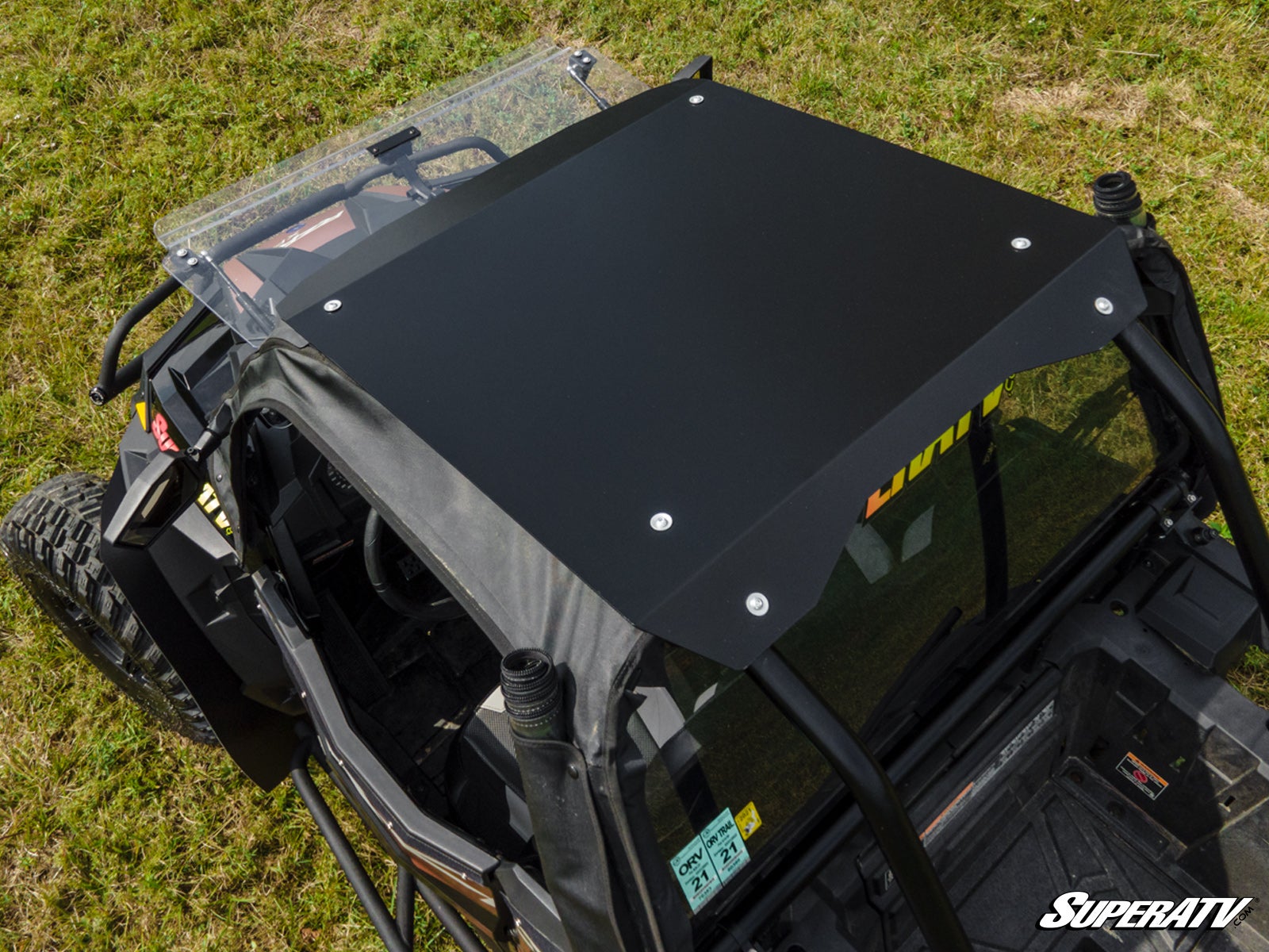 https://media.superatv.com/media/catalog/product/p/o/polaris_rzr_1000_aluminum_roof_4.jpg?optimize=high&fit=bounds&height=&width=3840&quality=85&auto=webp&format=pjpg
