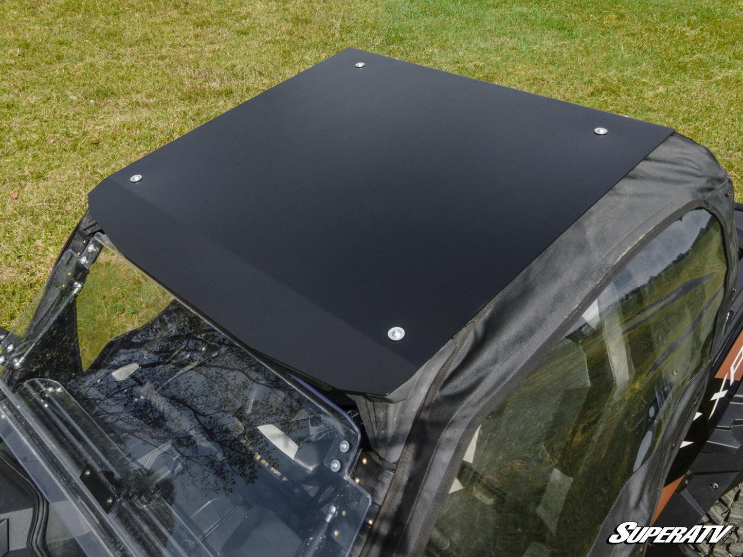 https://media.superatv.com/media/catalog/product/p/o/polaris_rzr_1000_aluminum_roof_5.jpg?optimize=high&fit=bounds&height=&width=3840&quality=85&auto=webp&format=pjpg