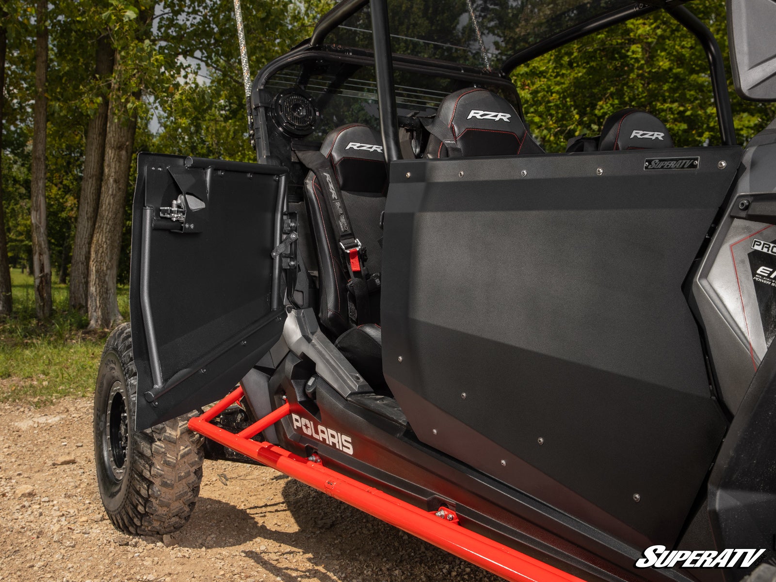 https://media.superatv.com/media/catalog/product/p/o/polaris_rzr_1k4_aluminum_doors_6_1.jpg?optimize=high&fit=bounds&height=&width=3840&quality=85&auto=webp&format=pjpg