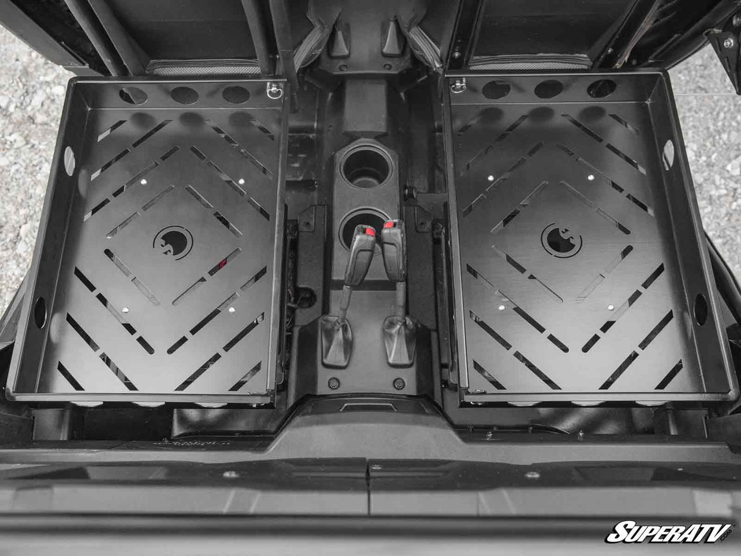 https://media.superatv.com/media/catalog/product/p/o/polaris_rzr_1k_4_rear_seat_delete_seat_mounted_cargo_kit_5_1.jpg?optimize=high&fit=bounds&height=&width=3840&quality=85&auto=webp&format=pjpg