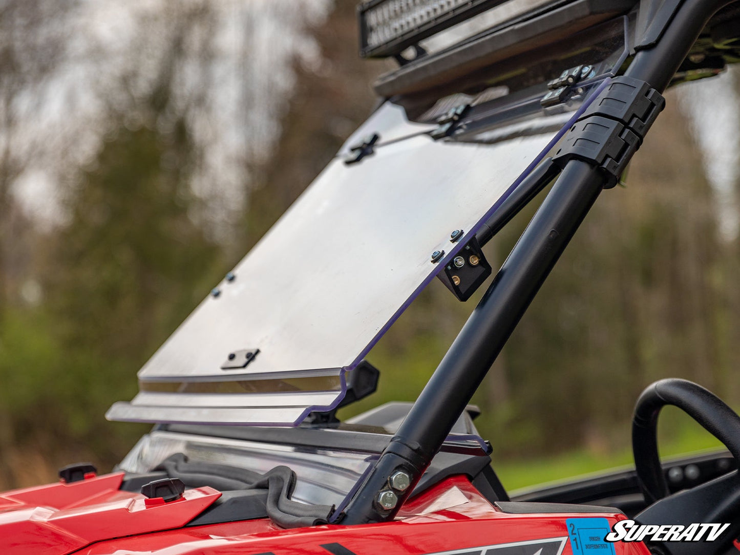 https://media.superatv.com/media/catalog/product/p/o/polaris_rzr_1k_flip_windshield_4_4.jpg?optimize=high&fit=bounds&height=&width=3840&quality=85&auto=webp&format=pjpg