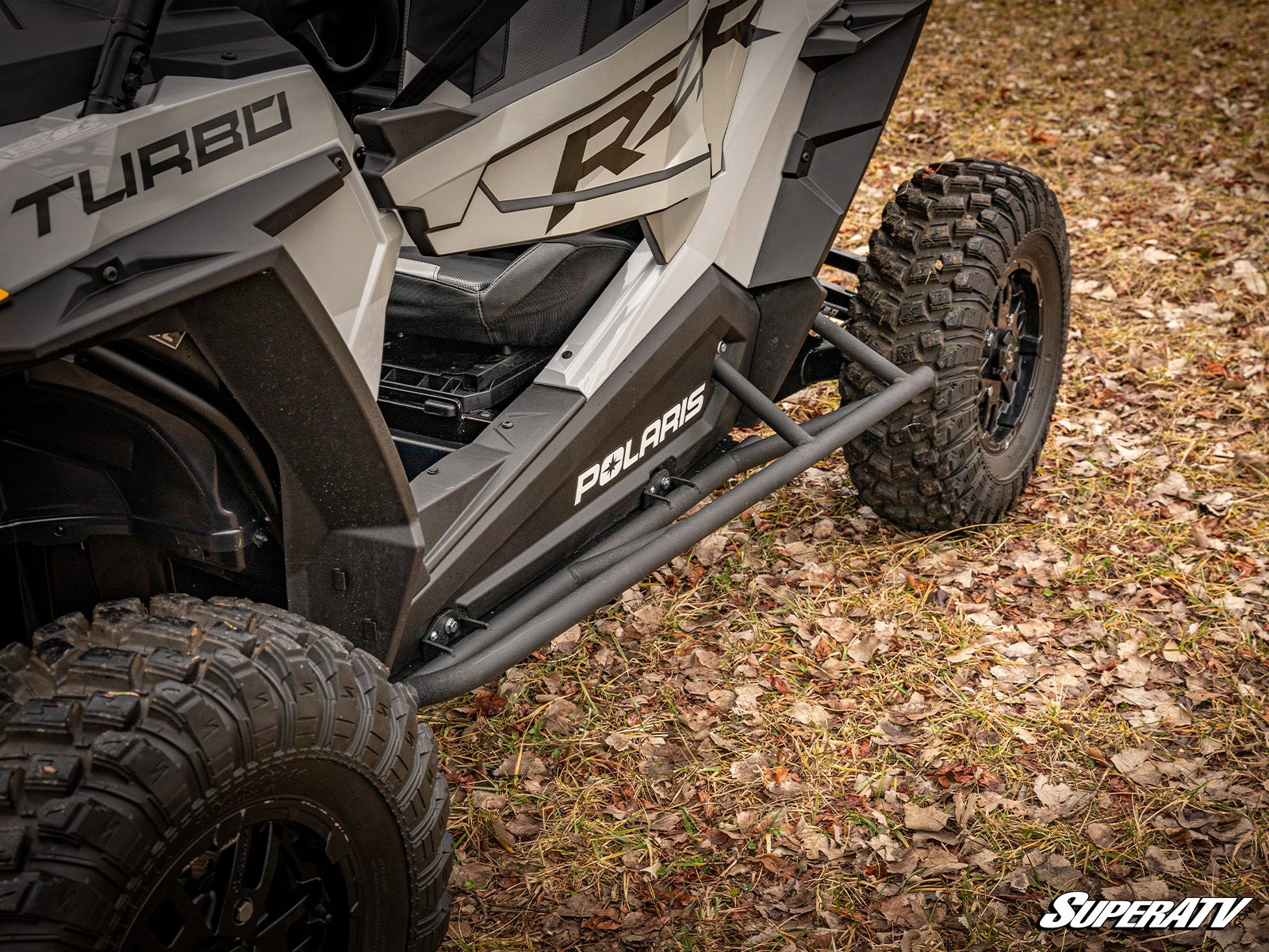 https://media.superatv.com/media/catalog/product/p/o/polaris_rzr_1k_nerf_bars_2_3.jpg?optimize=high&fit=bounds&height=&width=3840&quality=85&auto=webp&format=pjpg