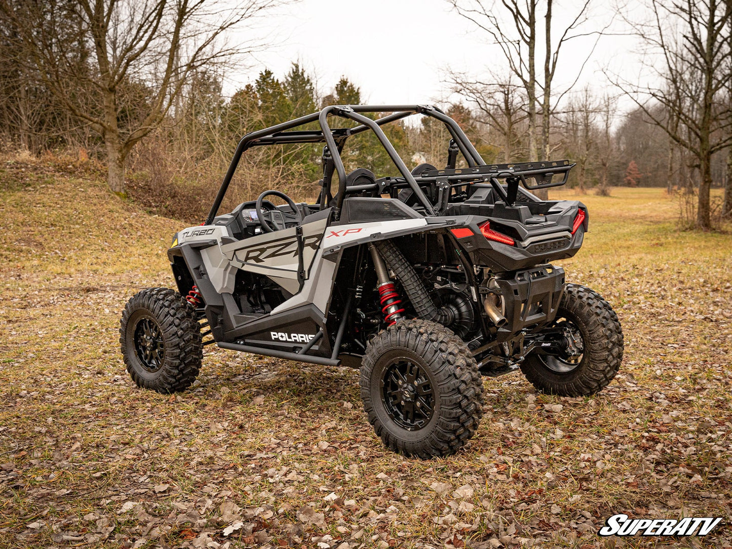 https://media.superatv.com/media/catalog/product/p/o/polaris_rzr_1k_nerf_bars_4_1_1.jpg?optimize=high&fit=bounds&height=&width=3840&quality=85&auto=webp&format=pjpg