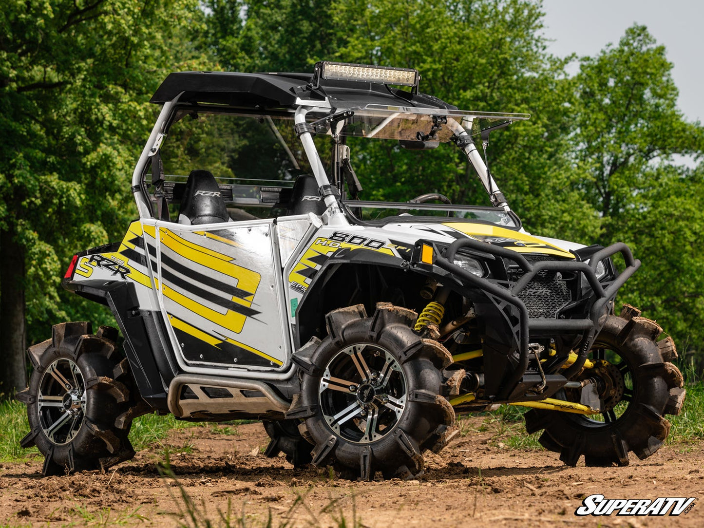 https://media.superatv.com/media/catalog/product/p/o/polaris_rzr_800_flip_windshield_4.jpg