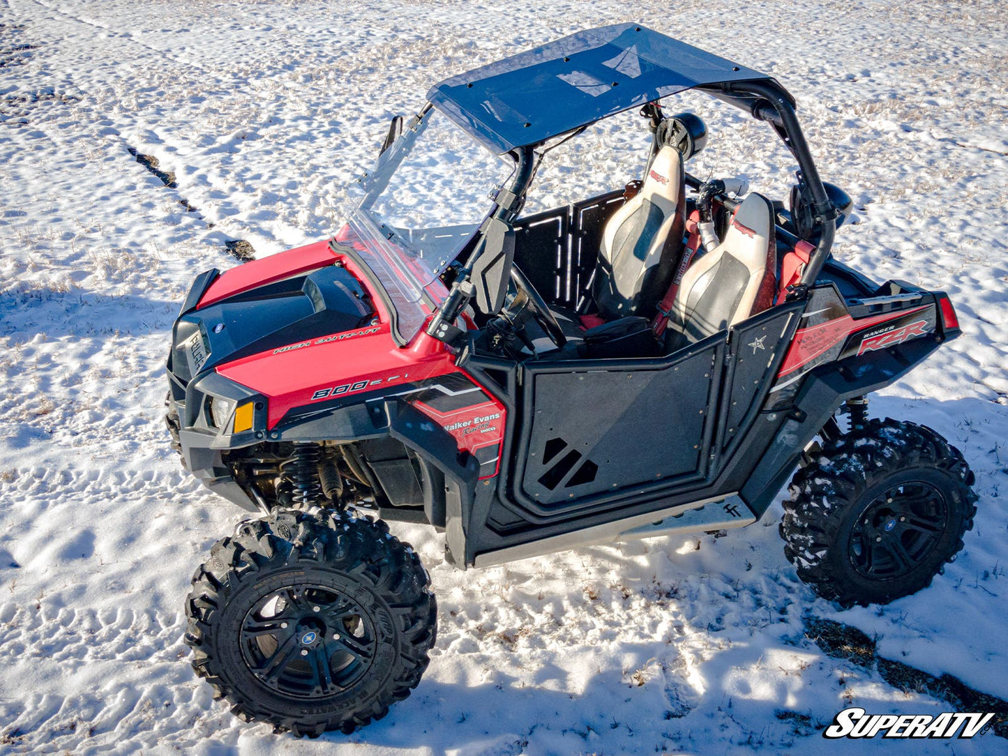 https://media.superatv.com/media/catalog/product/p/o/polaris_rzr_roof_7.jpg?optimize=high&fit=bounds&height=&width=