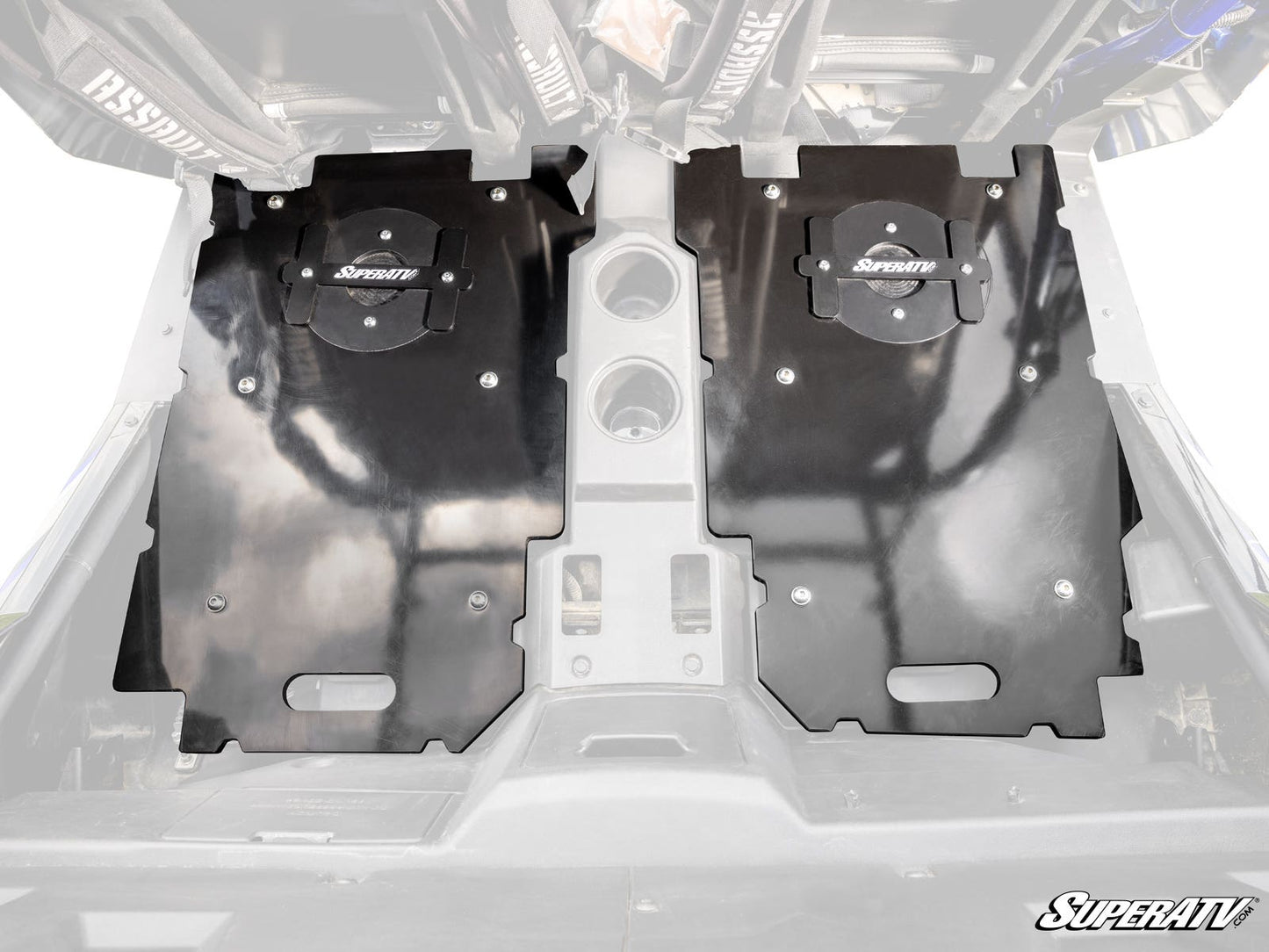 https://media.superatv.com/media/catalog/product/p/o/polaris_rzr_xp4_rear_cargo_seat_cover_2a_1.jpg