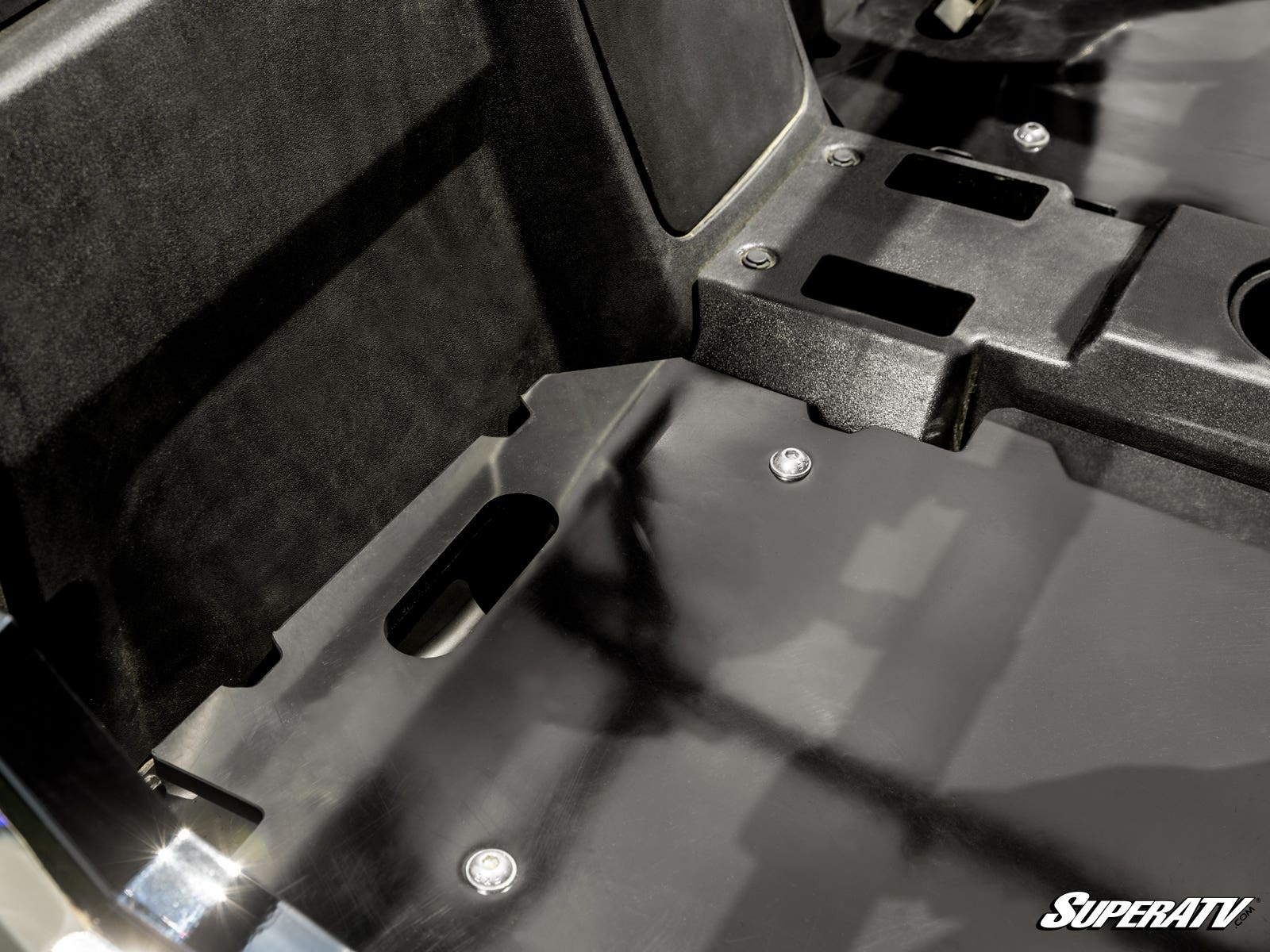 https://media.superatv.com/media/catalog/product/p/o/polaris_rzr_xp4_rear_cargo_seat_cover_6a.jpg