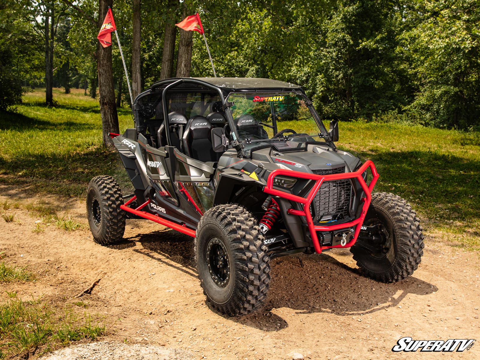 https://media.superatv.com/media/catalog/product/p/o/polaris_rzr_xp_4_1000_tree_kicker_red_2_1.jpg