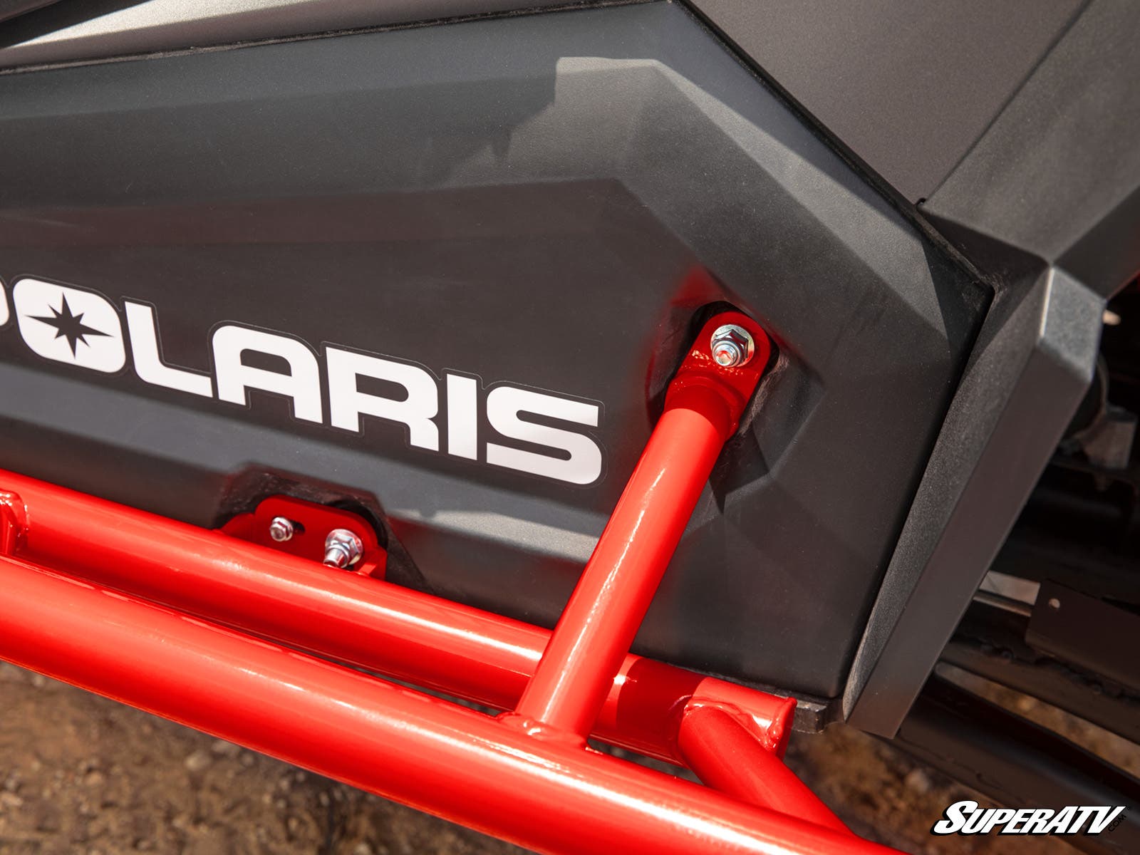 https://media.superatv.com/media/catalog/product/p/o/polaris_rzr_xp_4_1000_tree_kicker_red_6_1.jpg