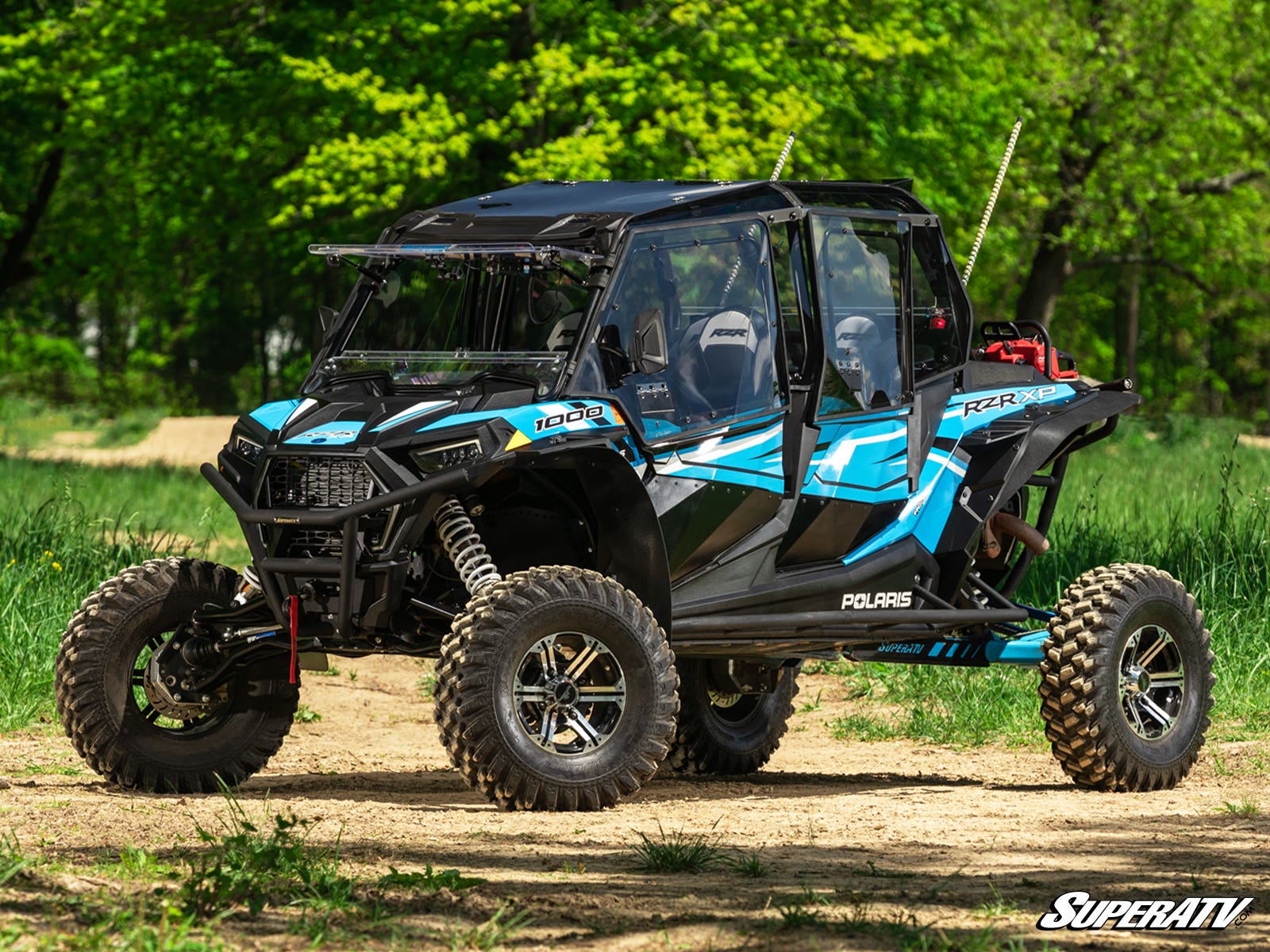 https://media.superatv.com/media/catalog/product/p/o/polaris_rzr_xp_4_door_uppers_polycarbonate_enclosure_2_1.jpg