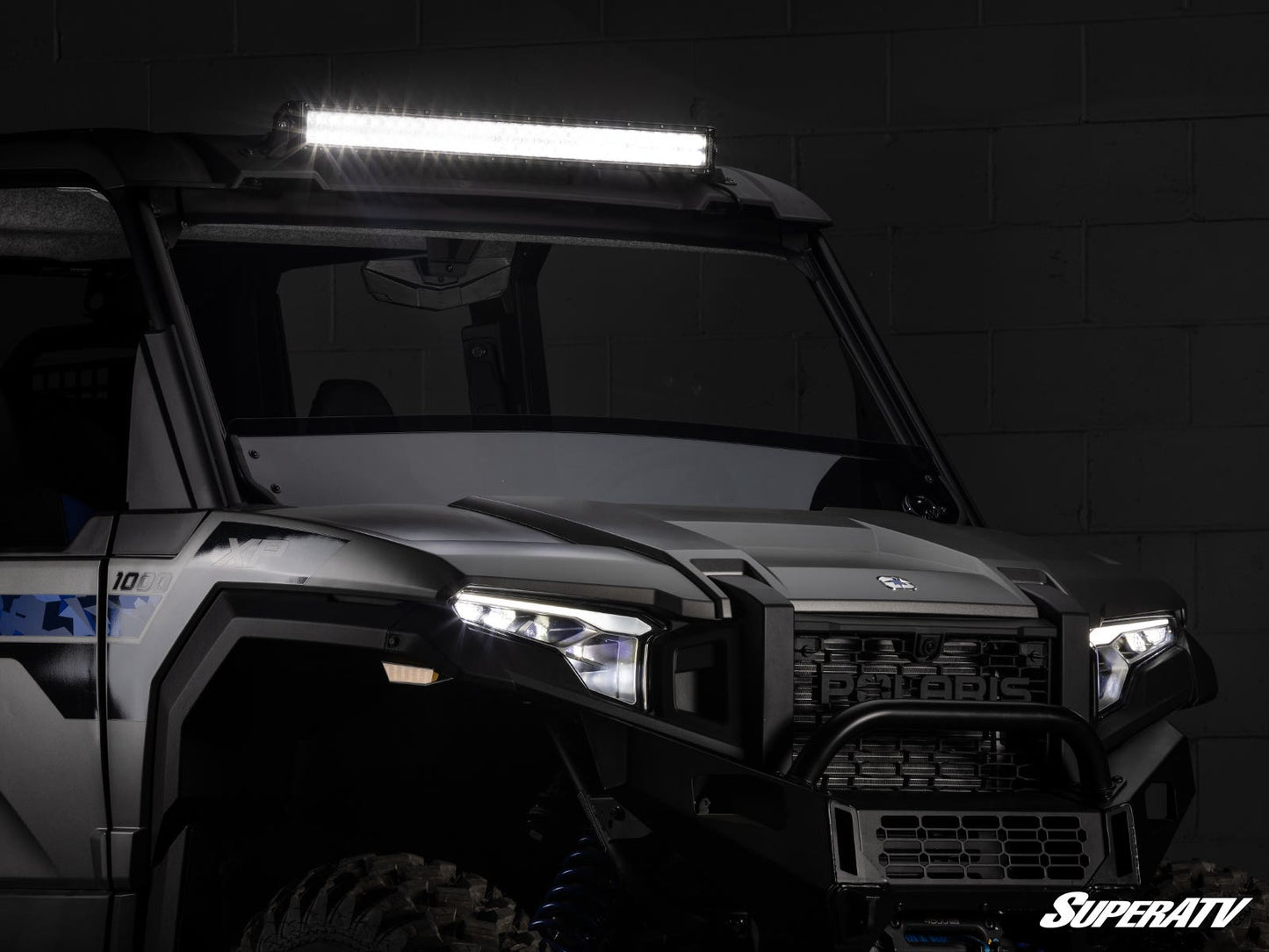 https://media.superatv.com/media/catalog/product/p/o/polaris_xpedition_30inch_roof_light_bar_mount_03_1.jpg