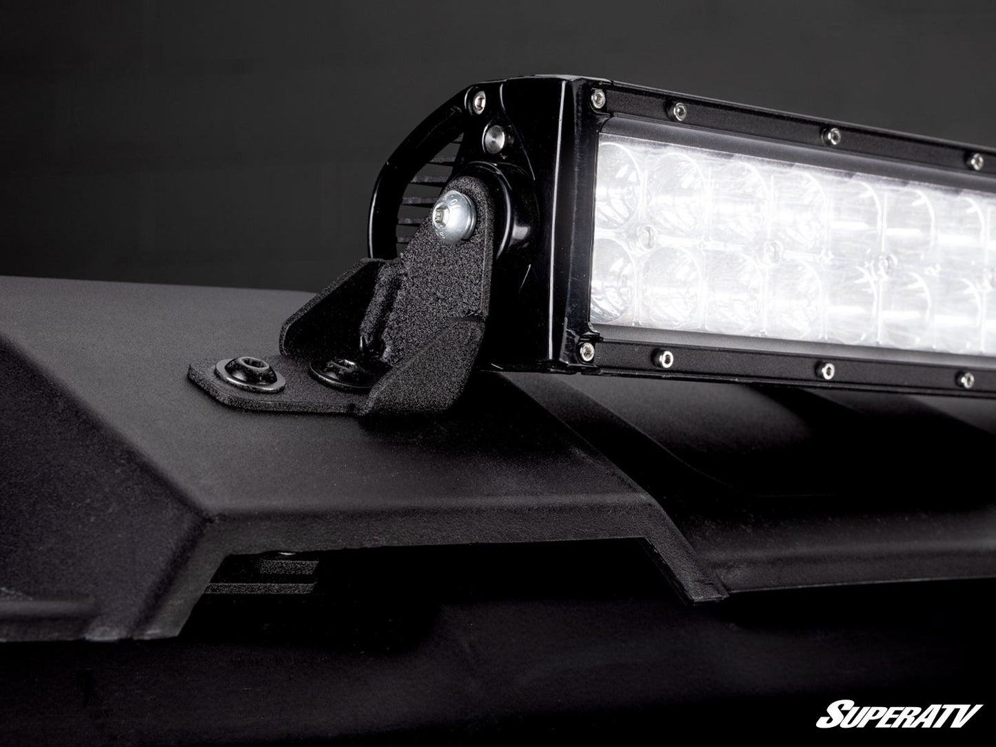 https://media.superatv.com/media/catalog/product/p/o/polaris_xpedition_30inch_roof_light_bar_mount_05_1.jpg