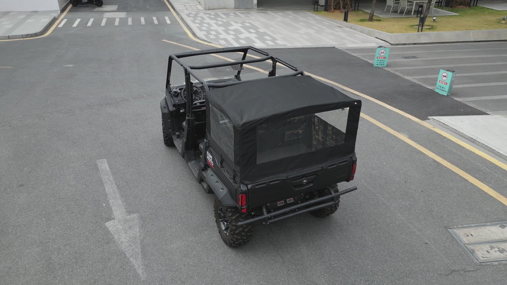 Kemimoto Soft Cargo Camper Bed Cover Black for Can‑Am Defender