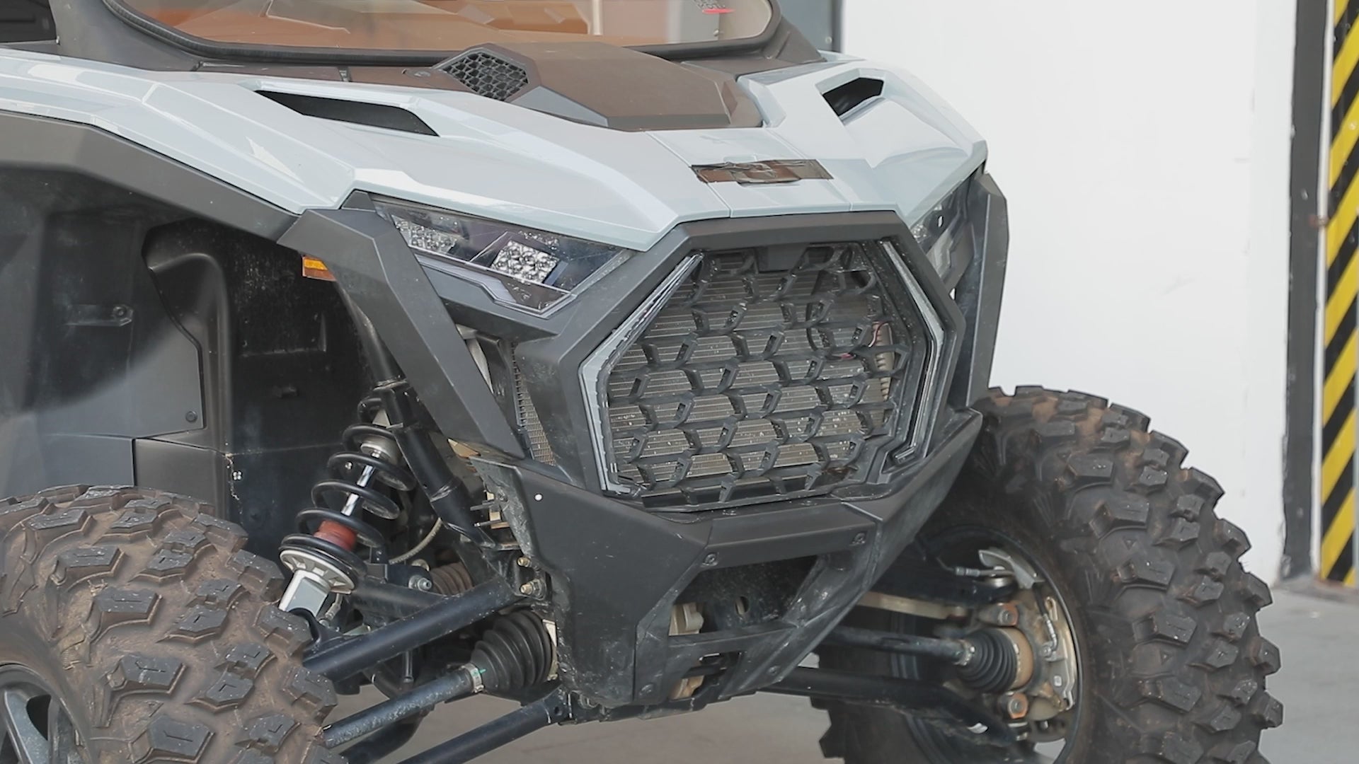 Kemimoto LED Grille Fang Lights for Polaris RZR Pro XP/Pro R/S 2025 Waterproof
