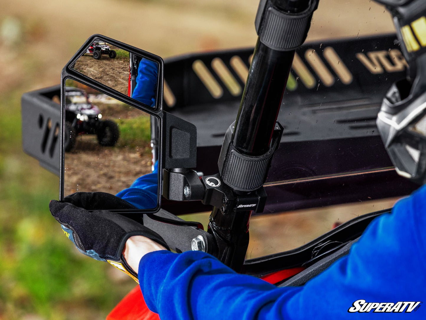 https://media.superatv.com/media/catalog/product/s/i/side_view_split_mirror_with_offroad_lights_and_turnsignal_withrollcageclamps_10_14.jpg