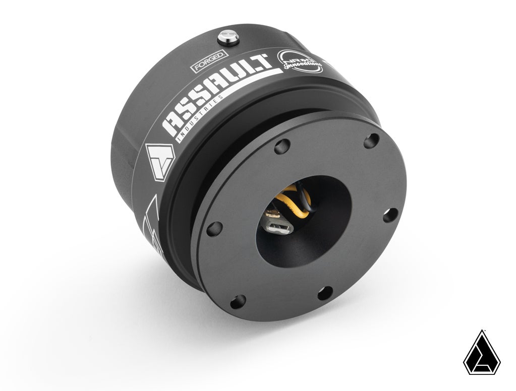 https://media.superatv.com/media/catalog/product/s/w/sw-u-qr7-hub_03.jpg?optimize=high&fit=bounds&height=&width=3840&quality=85&auto=webp&format=pjpg