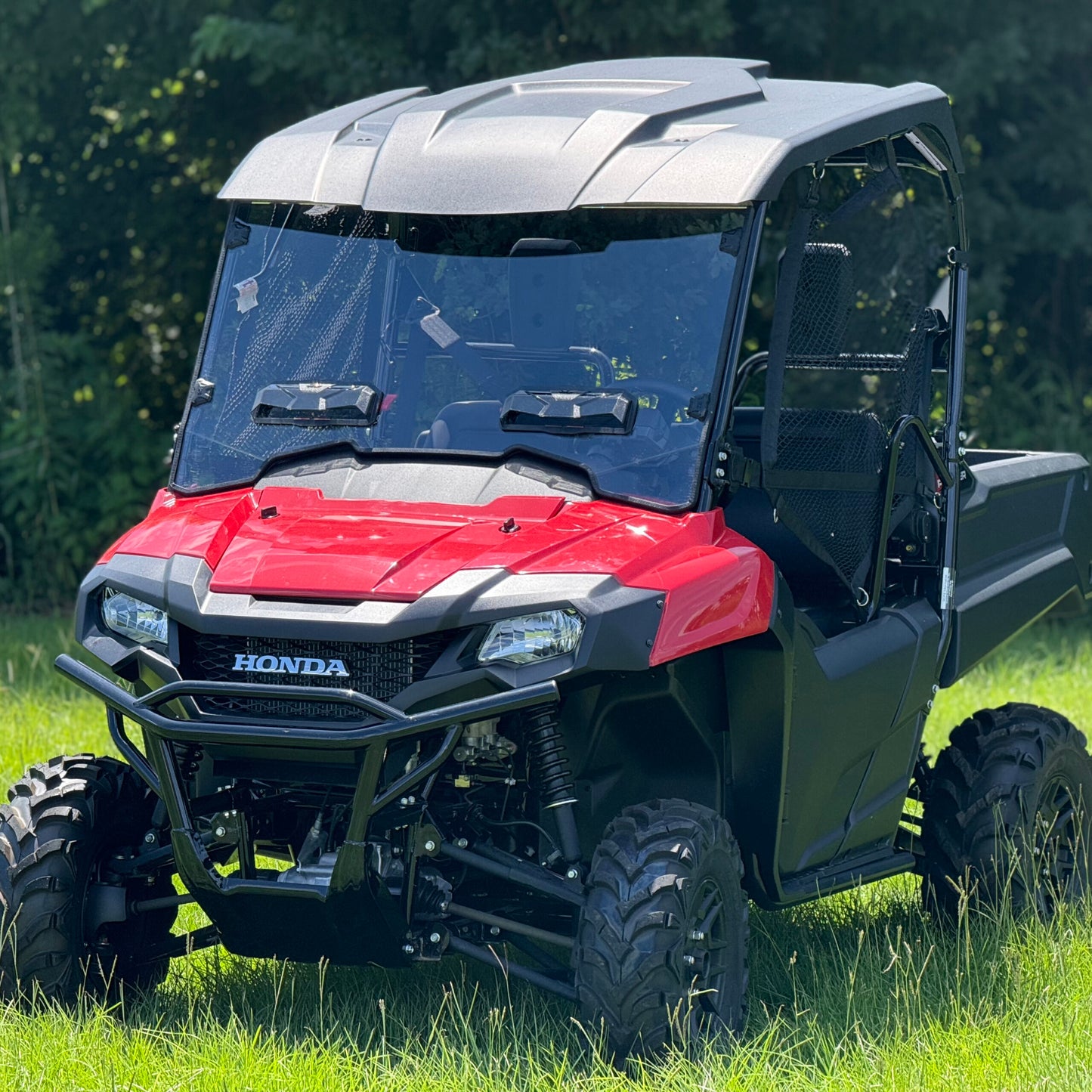https://www.seizmik.com/wp-content/uploads/2025/08/szk-pioneer-toolless-windshield-2-scaled.jpeg