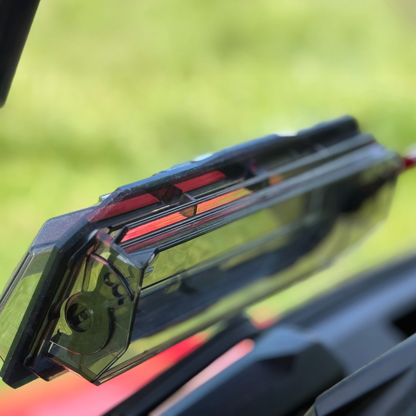 https://www.seizmik.com/wp-content/uploads/2025/08/szk-pioneer-toolless-windshield-6-scaled.jpeg