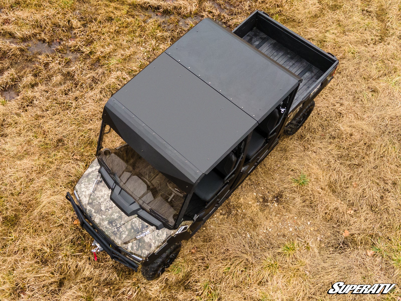 https://media.superatv.com/media/catalog/product/t/r/tracker-800-sx-crew-2pc-aluminum-roof_04.jpg?optimize=high&fit=bounds&height=&width=3840&quality=85&auto=webp&format=pjpg