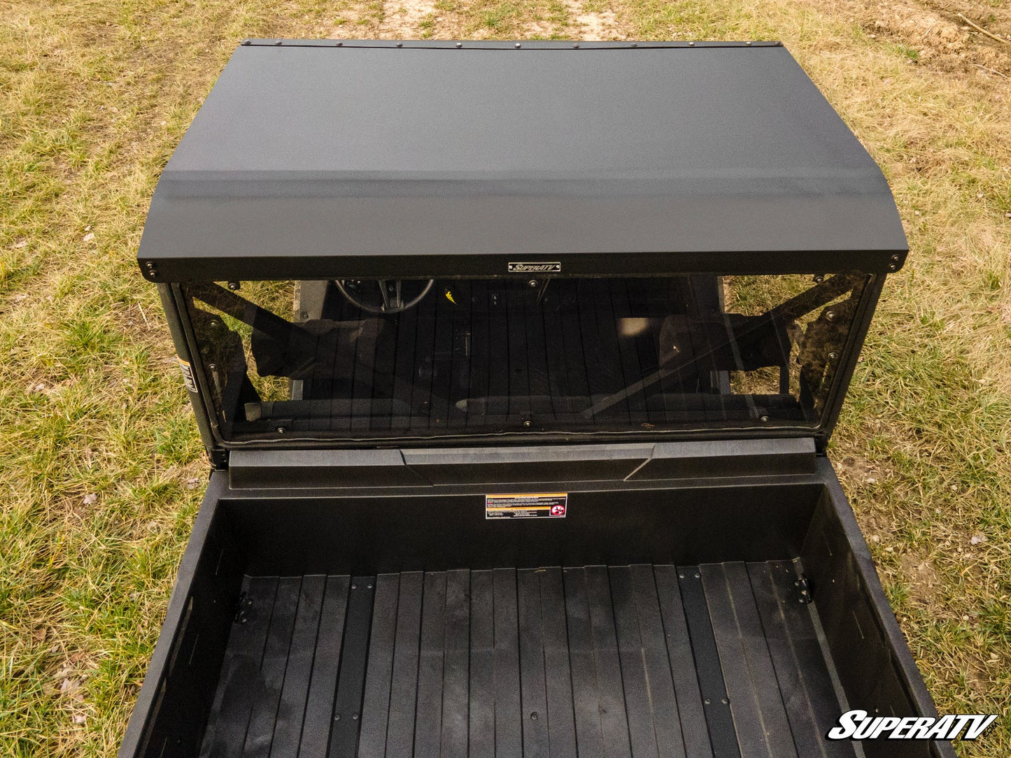 https://media.superatv.com/media/catalog/product/t/r/tracker-800sx-aluminum-roof_02a.jpg?optimize=high&fit=bounds&height=&width=3840&quality=85&auto=webp&format=pjpg