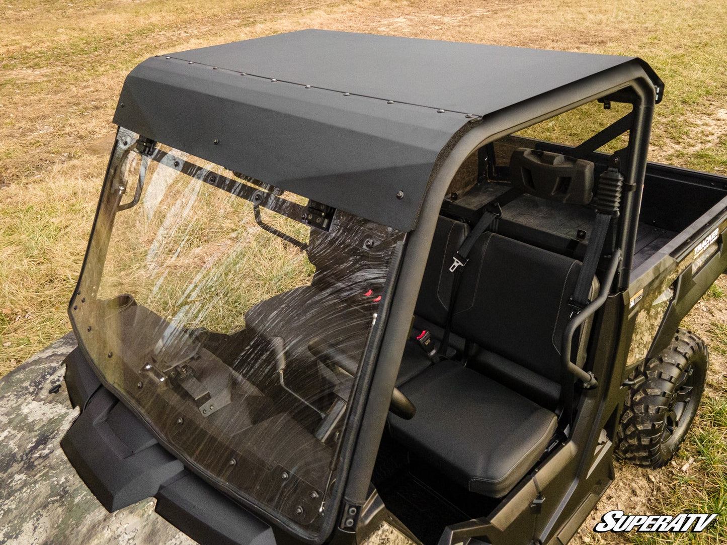 https://media.superatv.com/media/catalog/product/t/r/tracker-800sx-aluminum-roof_07a.jpg?optimize=high&fit=bounds&height=&width=3840&quality=85&auto=webp&format=pjpg