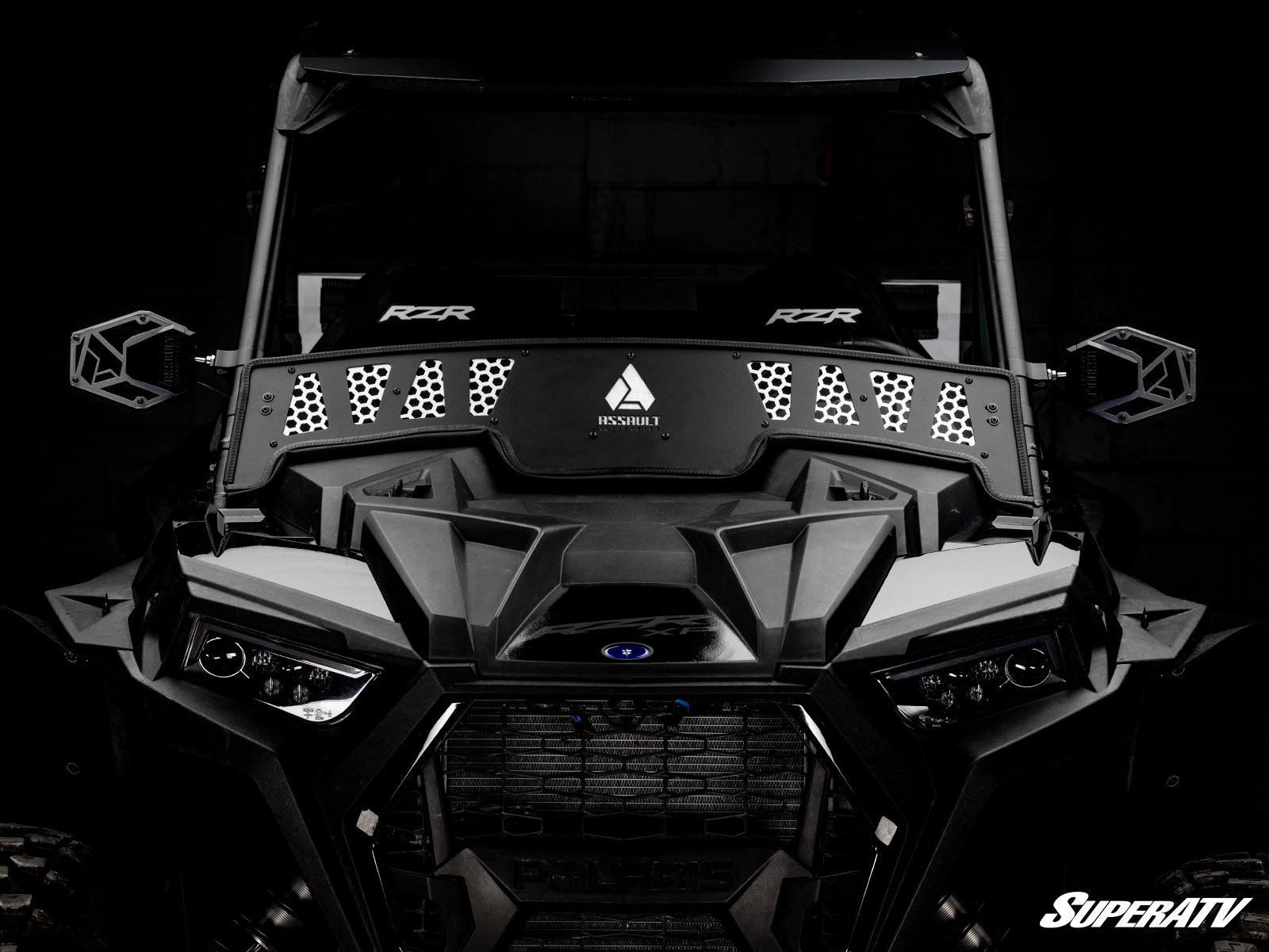 https://media.superatv.com/media/catalog/product/u/n/universal-assault-side-view-mirror-b2-c-led_03.jpg?optimize=high&fit=bounds&height=&width=3840&quality=85&auto=webp&format=pjpg