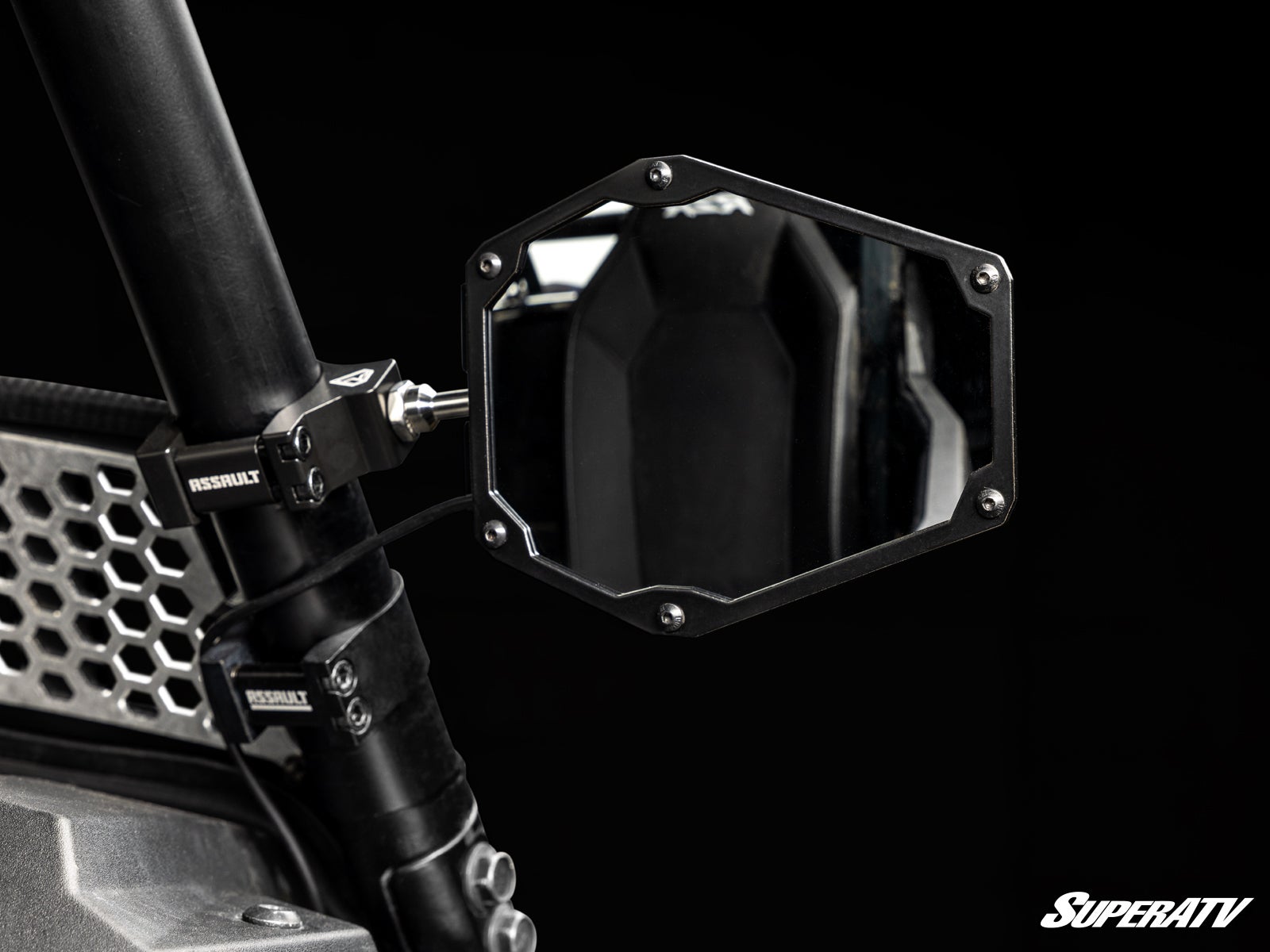 https://media.superatv.com/media/catalog/product/u/n/universal-assault-side-view-mirror-b2-c-led_06.jpg?optimize=high&fit=bounds&height=&width=3840&quality=85&auto=webp&format=pjpg