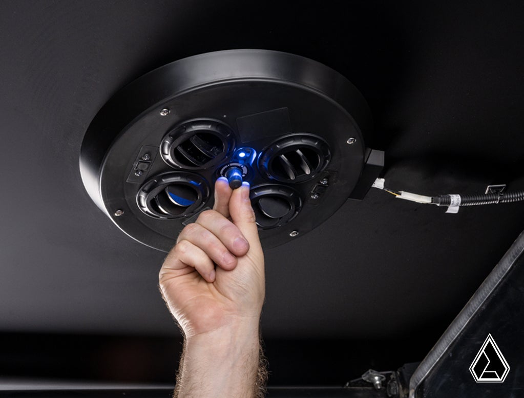 https://media.superatv.com/media/catalog/product/u/n/universal_roof_top_fan_09_1.jpg?optimize=high&fit=bounds&height=&width=3840&quality=85&auto=webp&format=pjpg