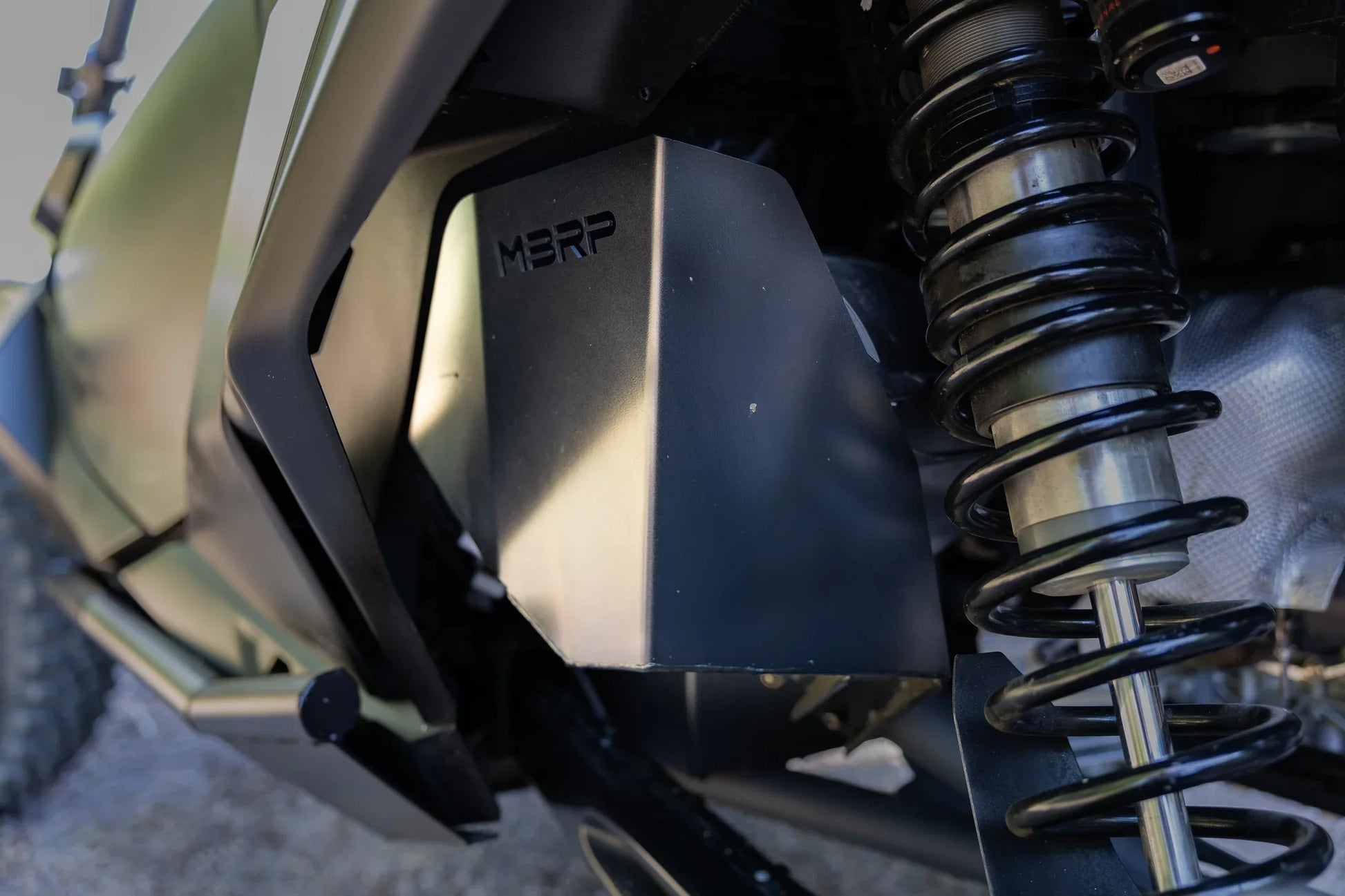 MBRP AC-9219-06 Air Box Deflector Black-Coated Steel
