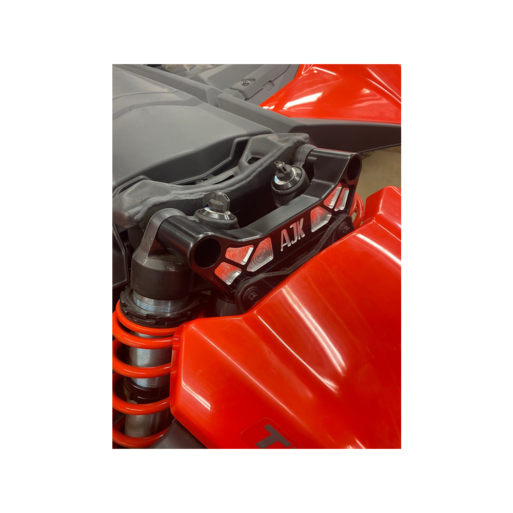 https://cdn.shopify.com/s/files/1/0682/5603/9143/products/x3-shock-brace6.png?v=1710121355