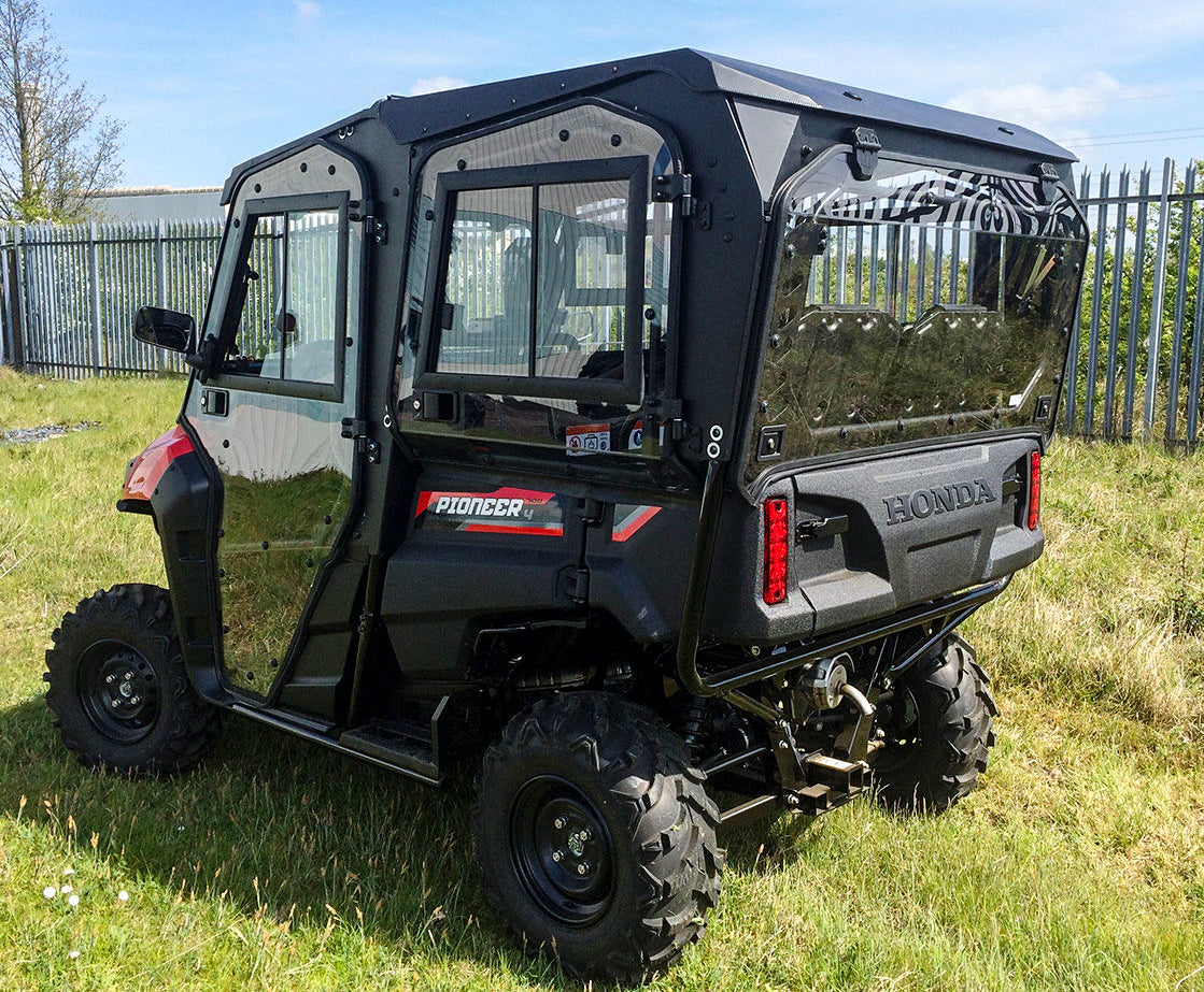 Utv Cab Rear Roof/Back Pane W/Rear Doors