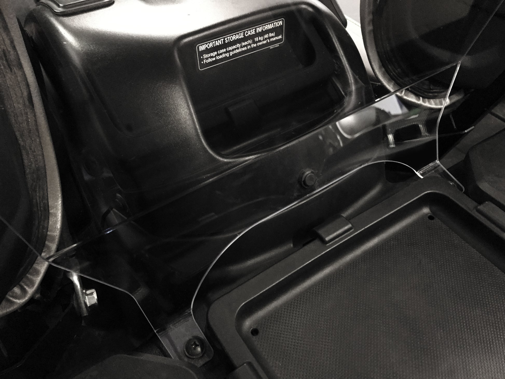 Rear Windshield Clr Kaw
