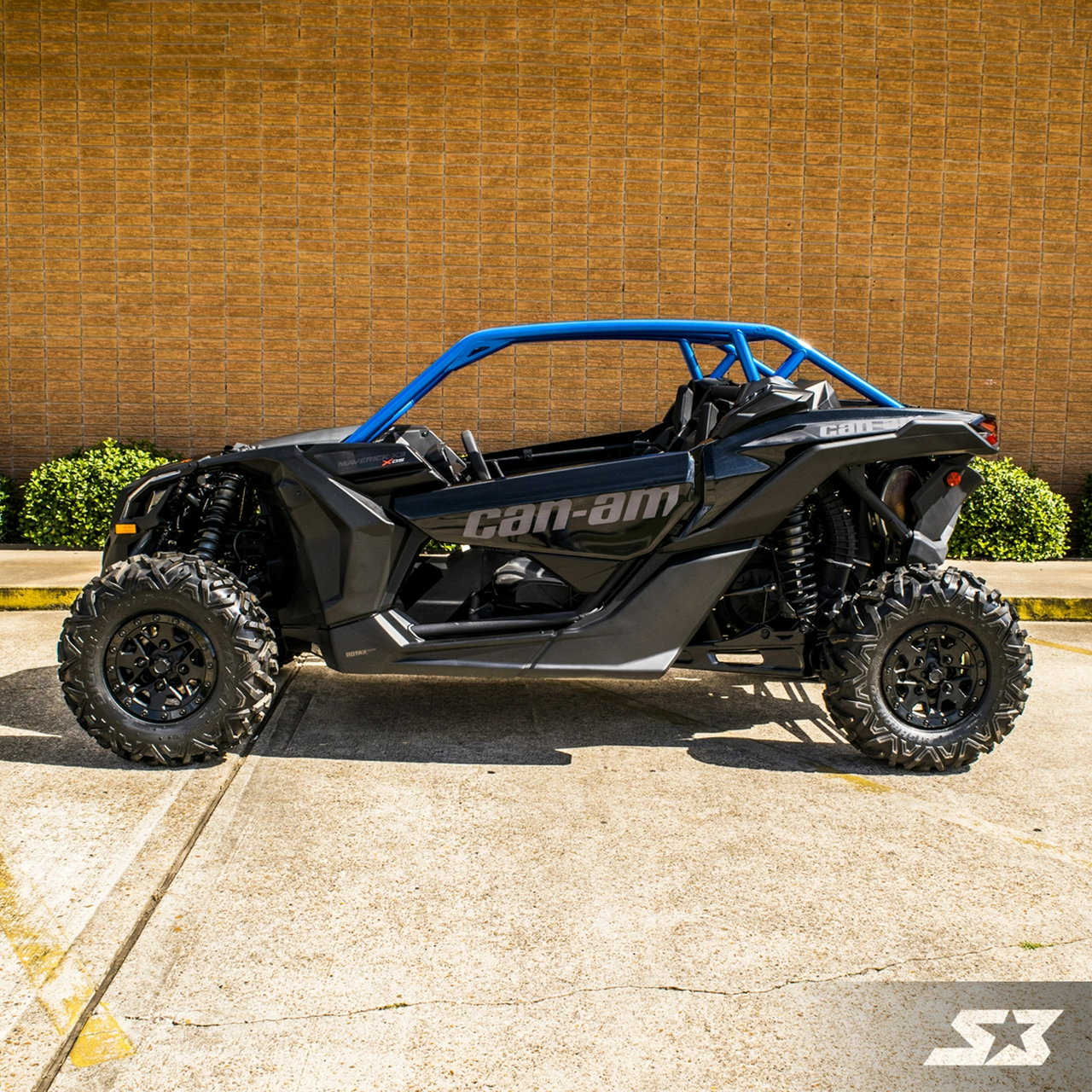 Can-Am Maverick X3 Custom ABC Pillar Cage