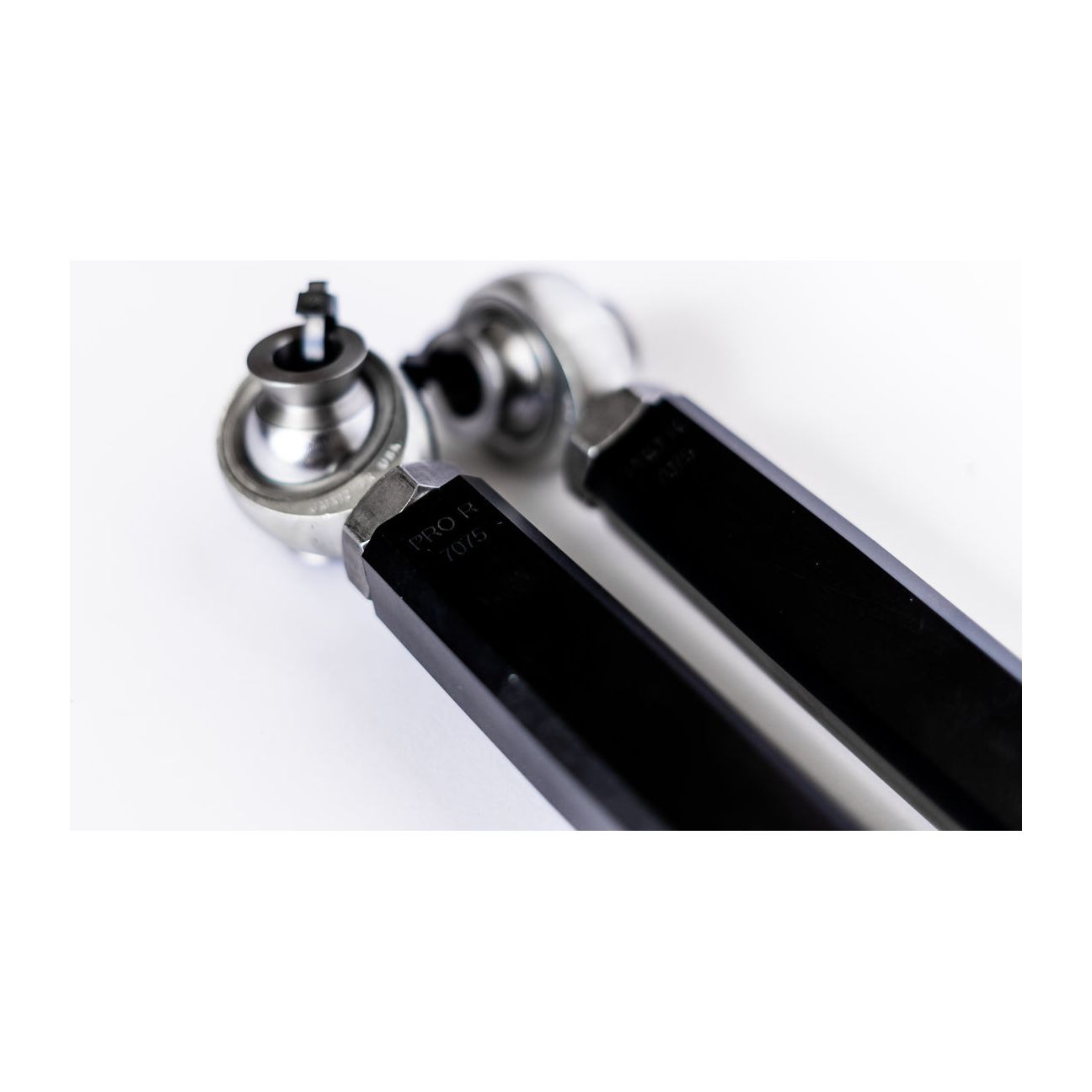 Polaris RZR Pro R / Turbo R 7075 High Clearance Radius Rods